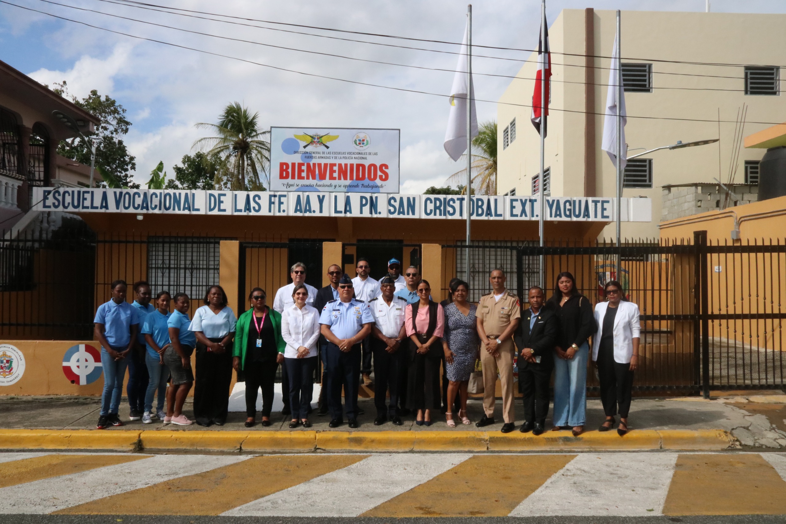 ce6ddf89-c0ab-4bd6-9081-a6feead0776d