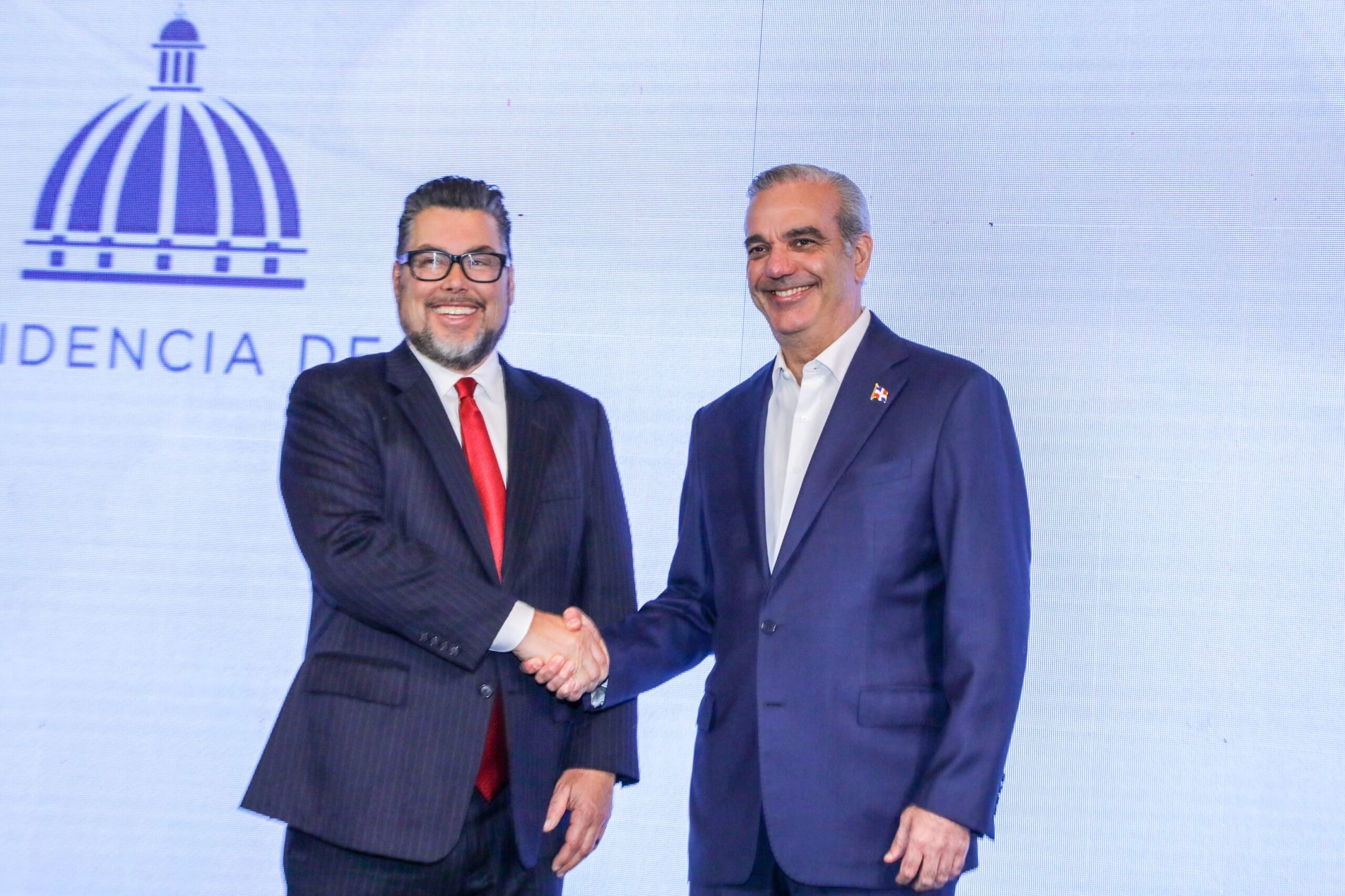 08532042-09cc-41b8-92ff-ab693a98e7d8