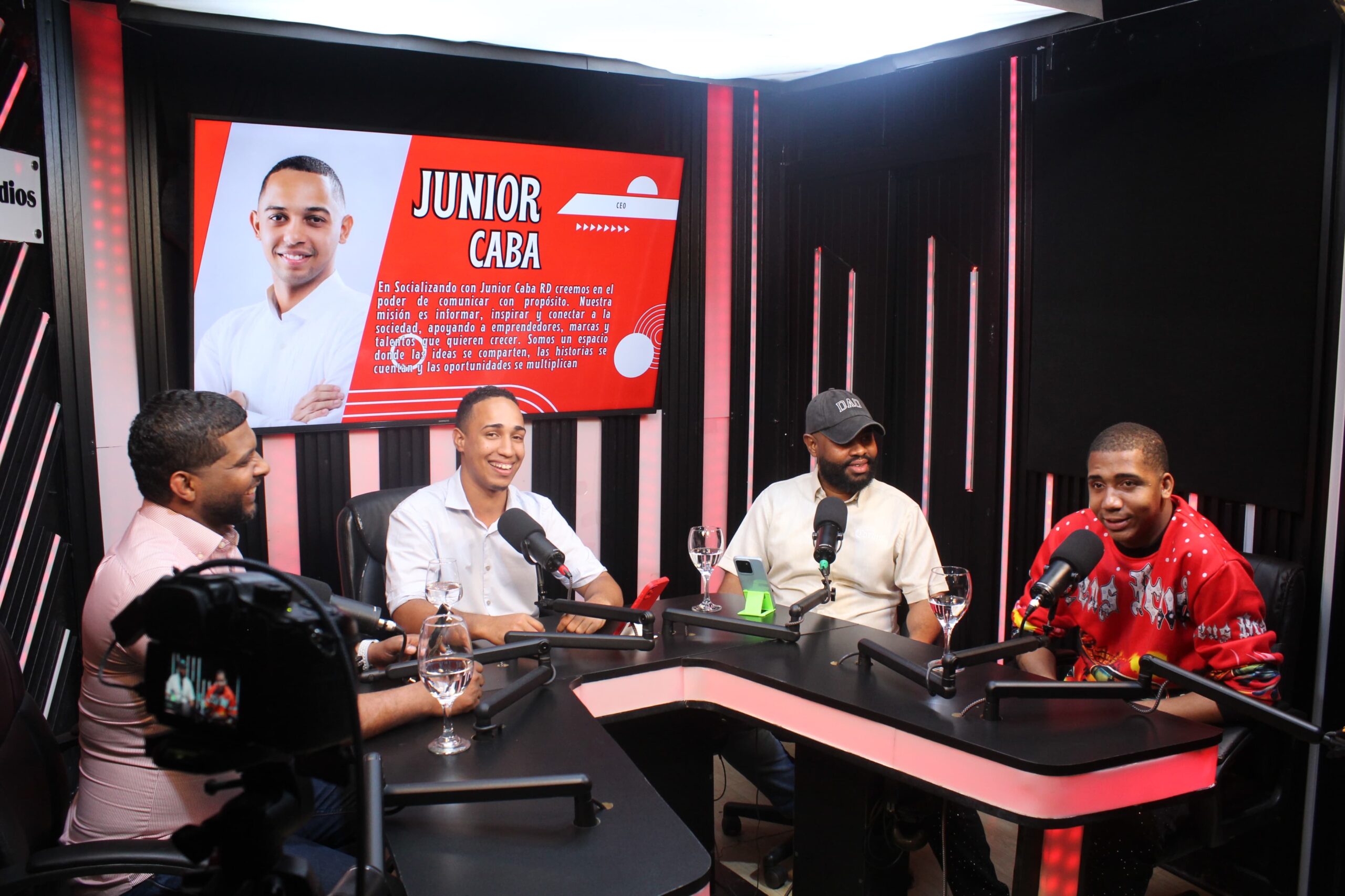 63b9f2d1-d0b7-4cd5-bc02-e5a35409f4db