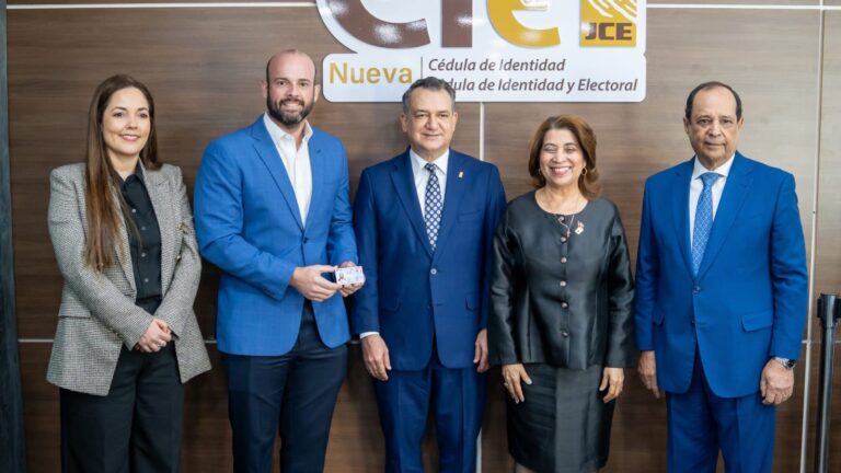 f7fd35d4-9d24-400a-b721-9730ab983241